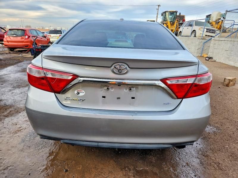 2015 Toyota Camry le