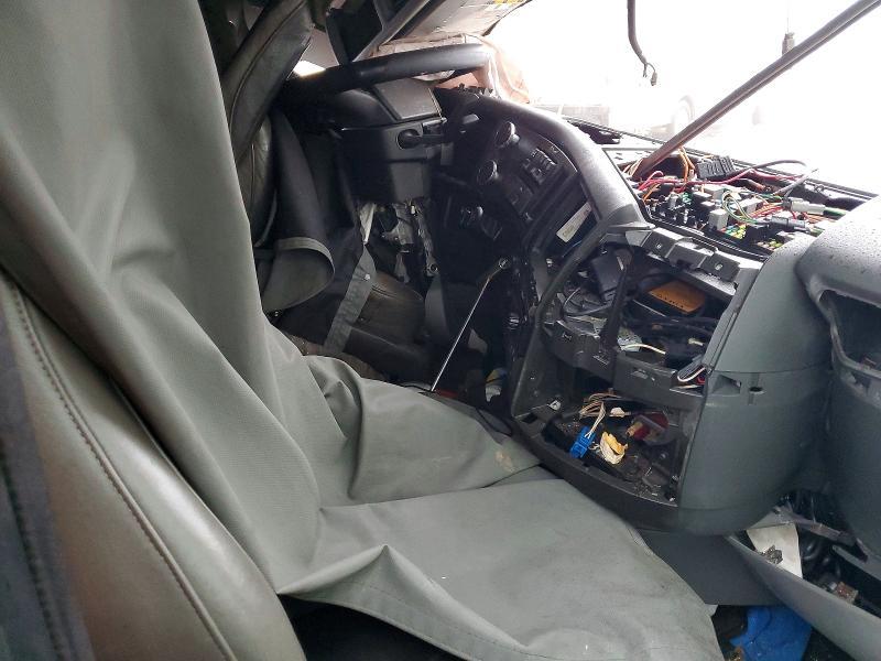 2019 Volvo VNL Semi Truck