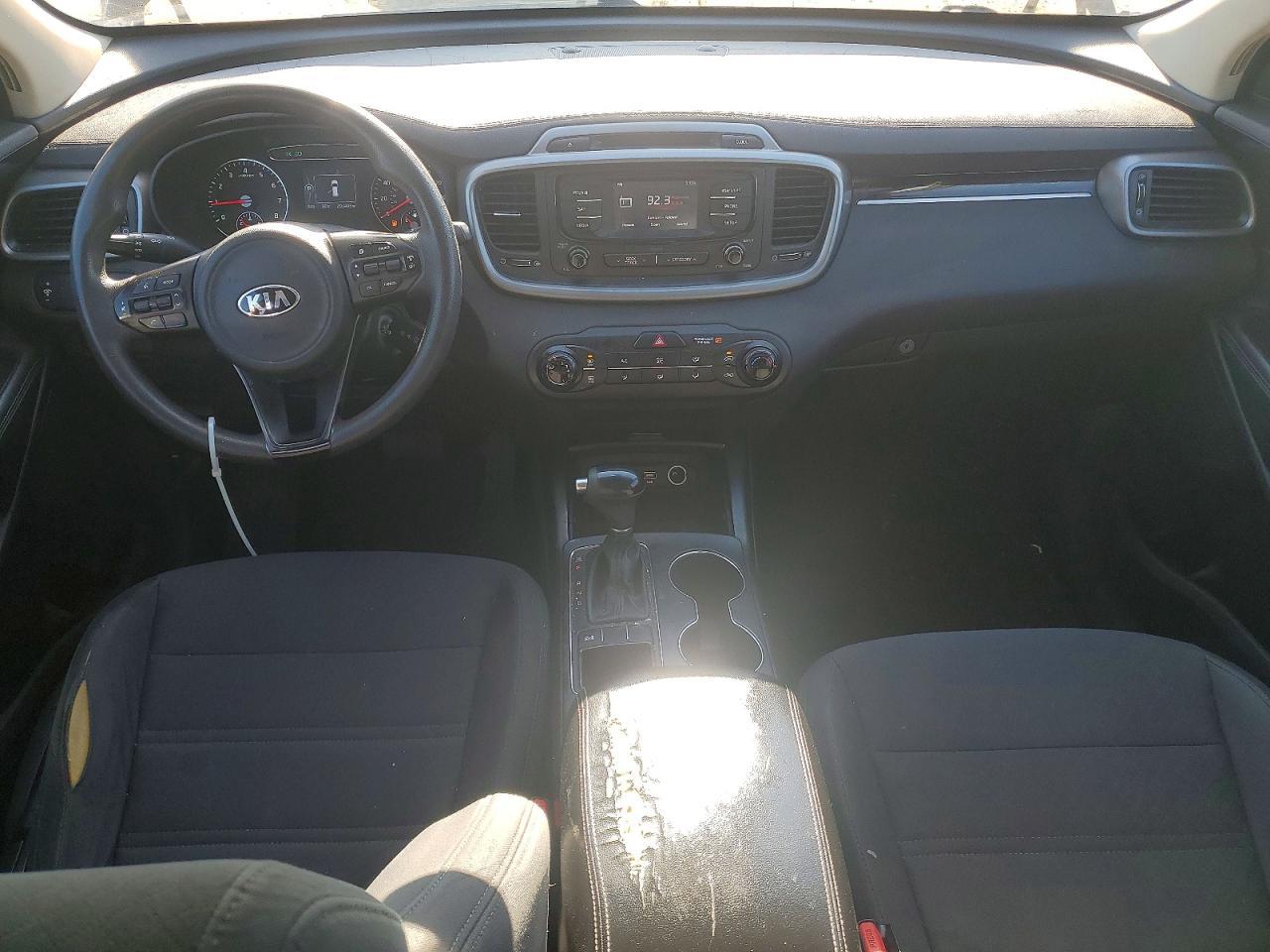 2016 KIA Sorento lx
