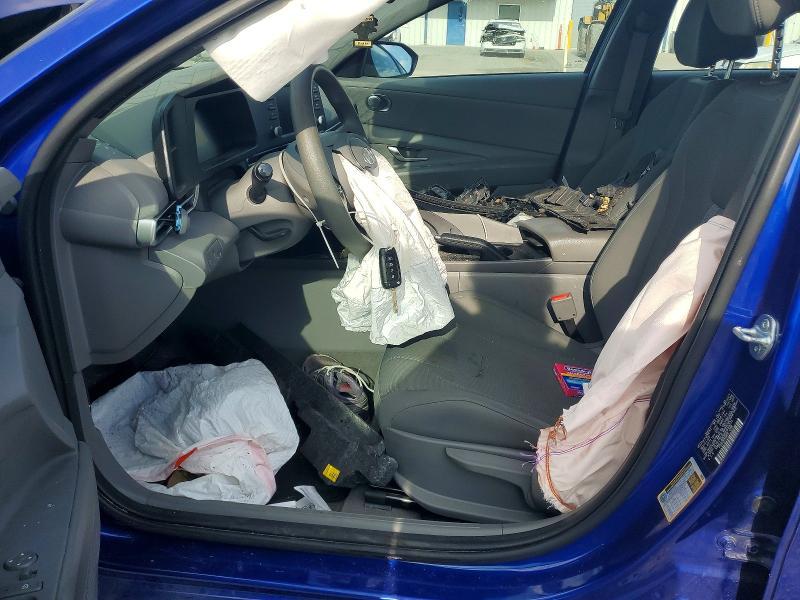 2024 Hyundai Elantra se