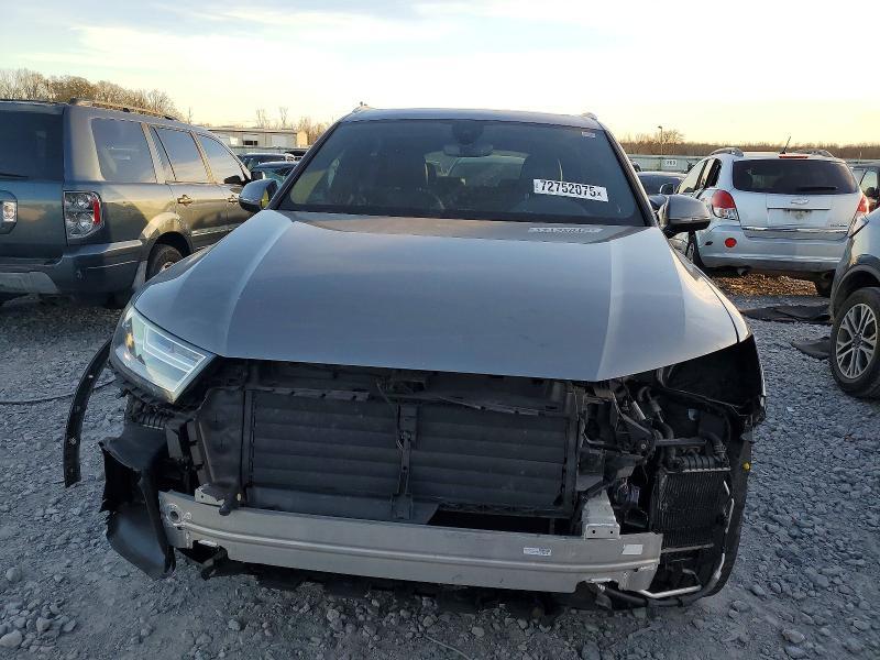 2017 Audi Q7 Premium Plus