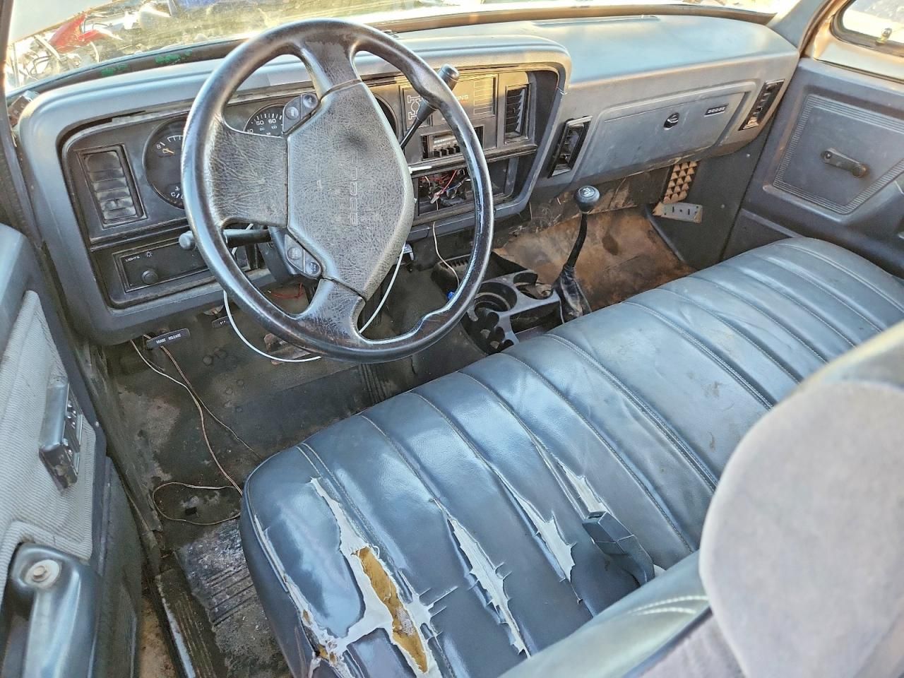 1992 Dodge W-series W200