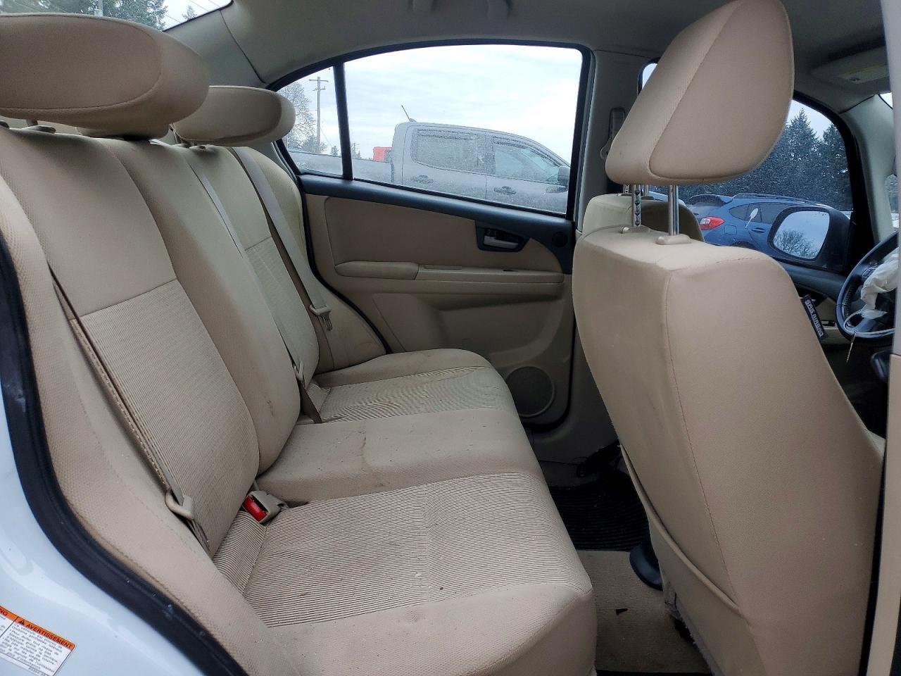 2011 Suzuki SX4 le