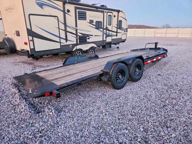 2022 Roadclipper Equipment Trailer