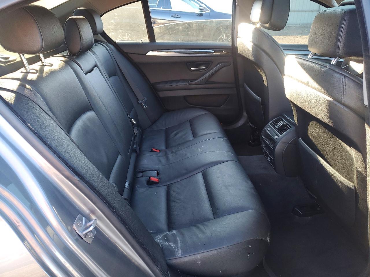 2013 BMW 528 xi