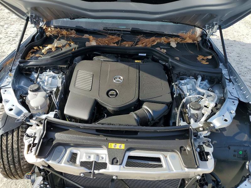 2025 Mercedes-Benz Glc 300