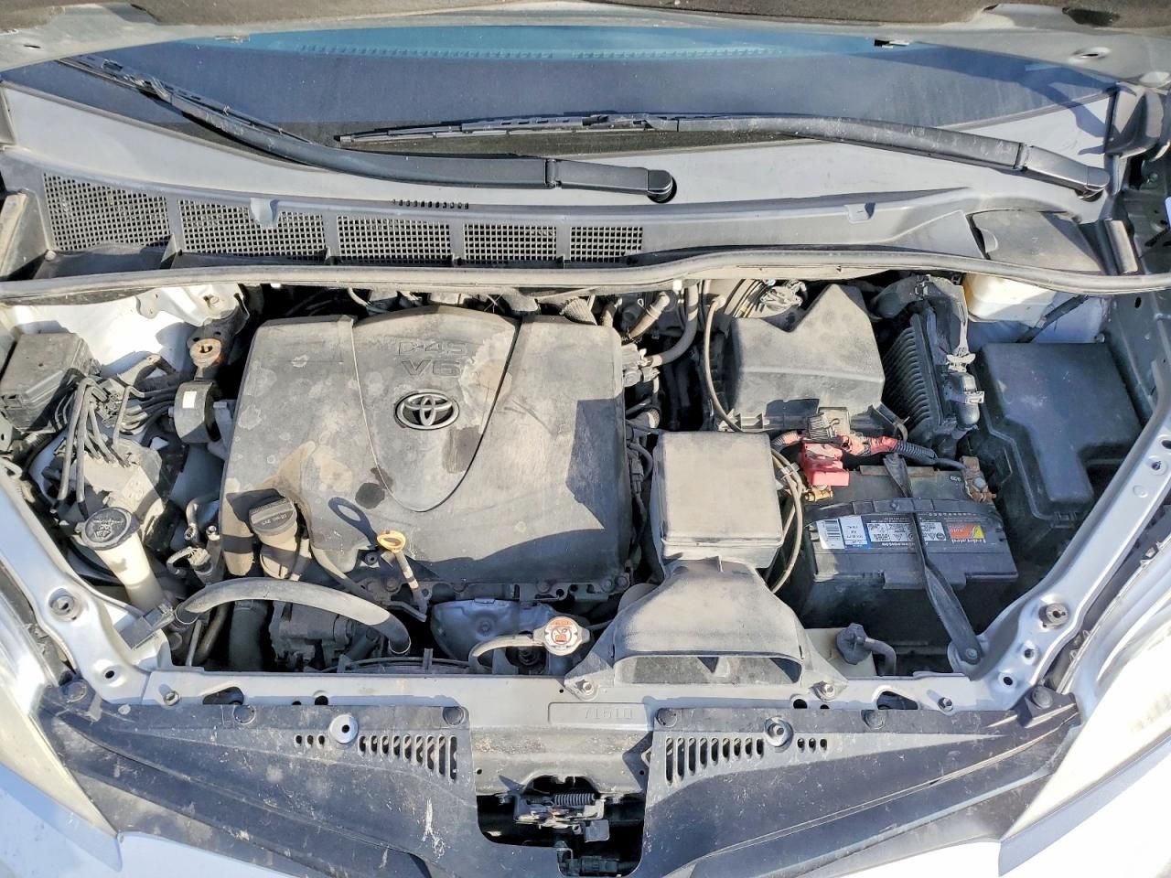 2020 Toyota Sienna l