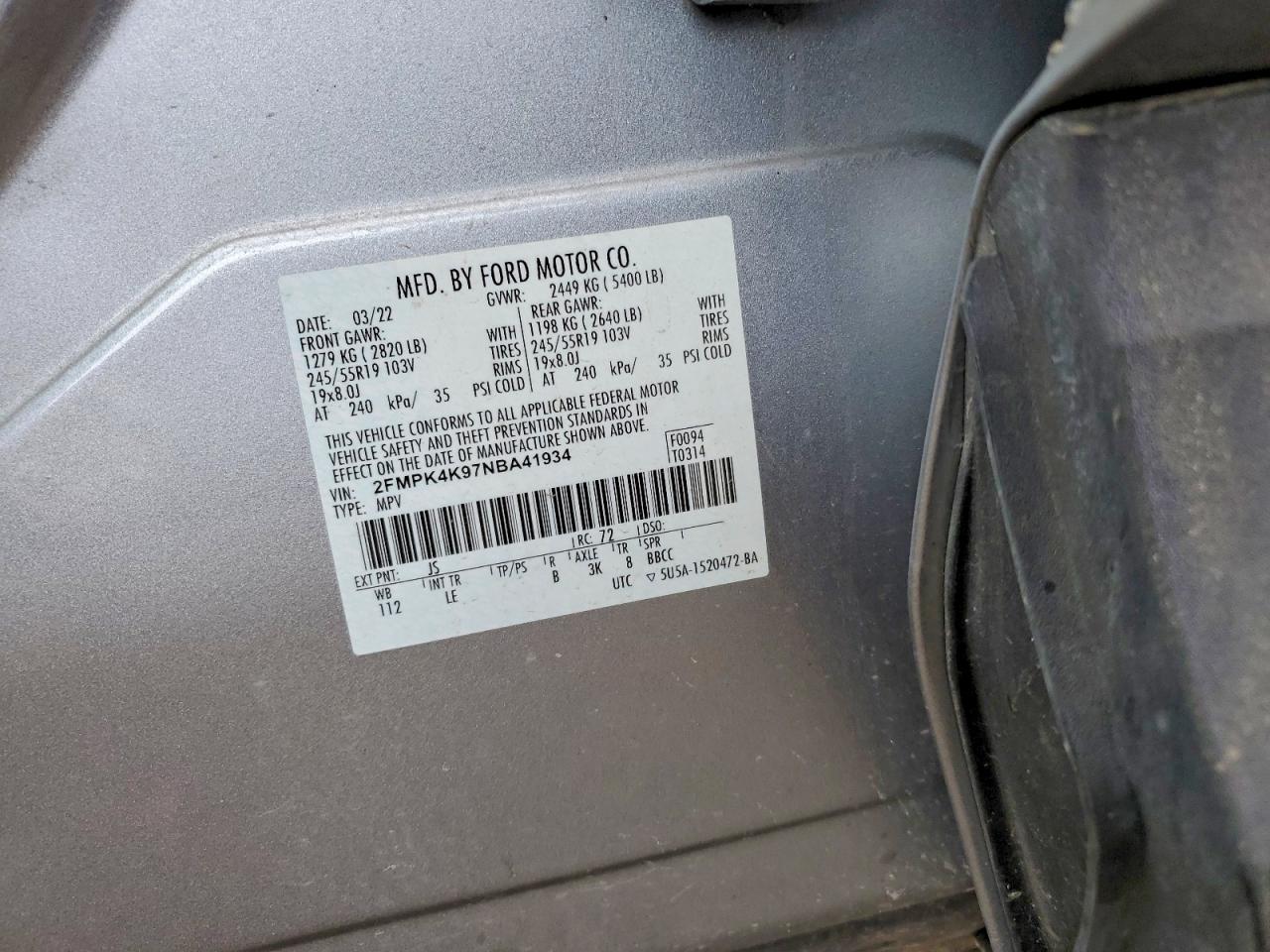 2022 Ford Edge Titanium
