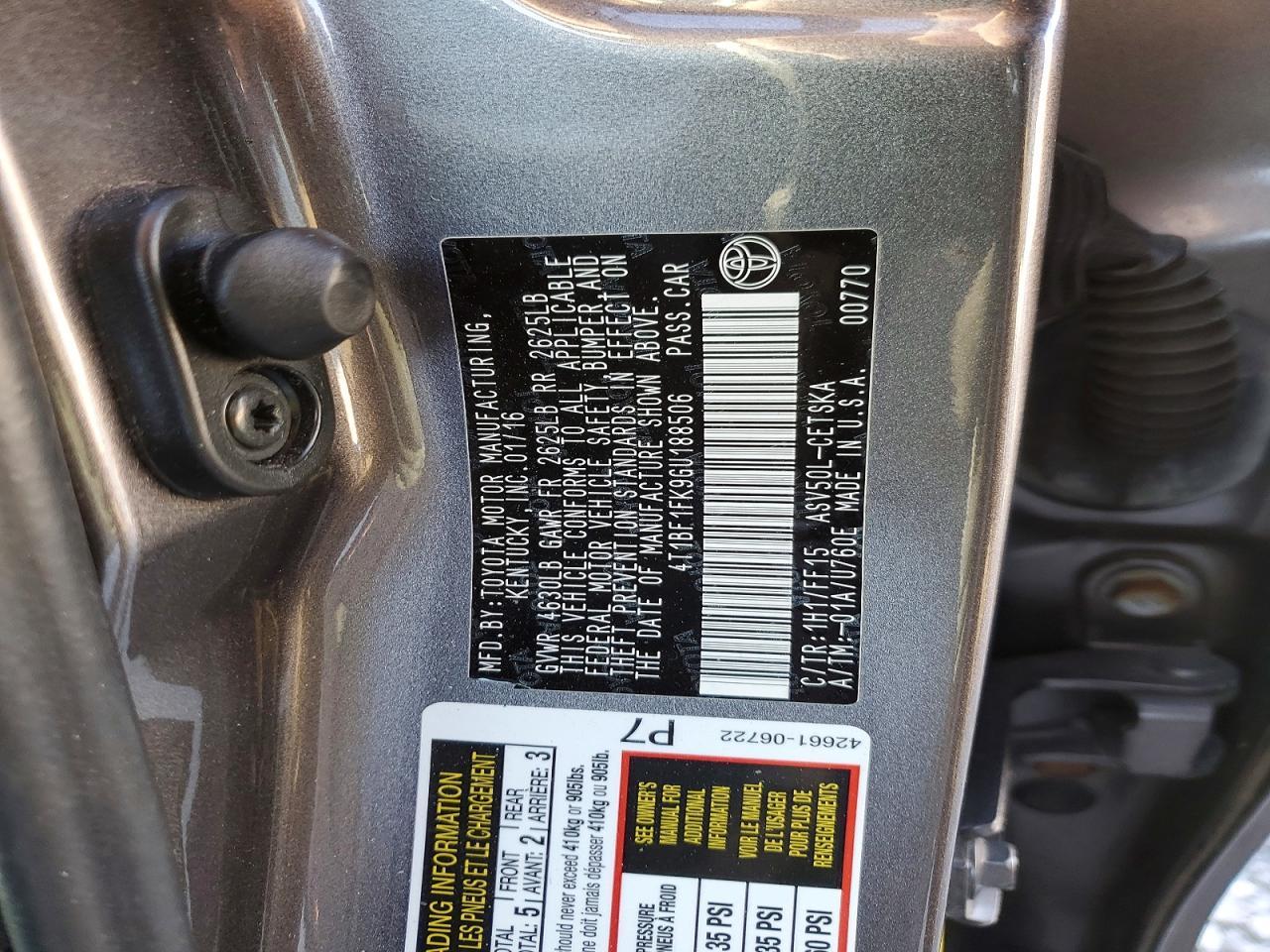 2016 Toyota Camry le