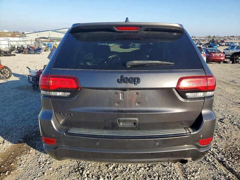 2018 Jeep Grand Cherokee Laredo