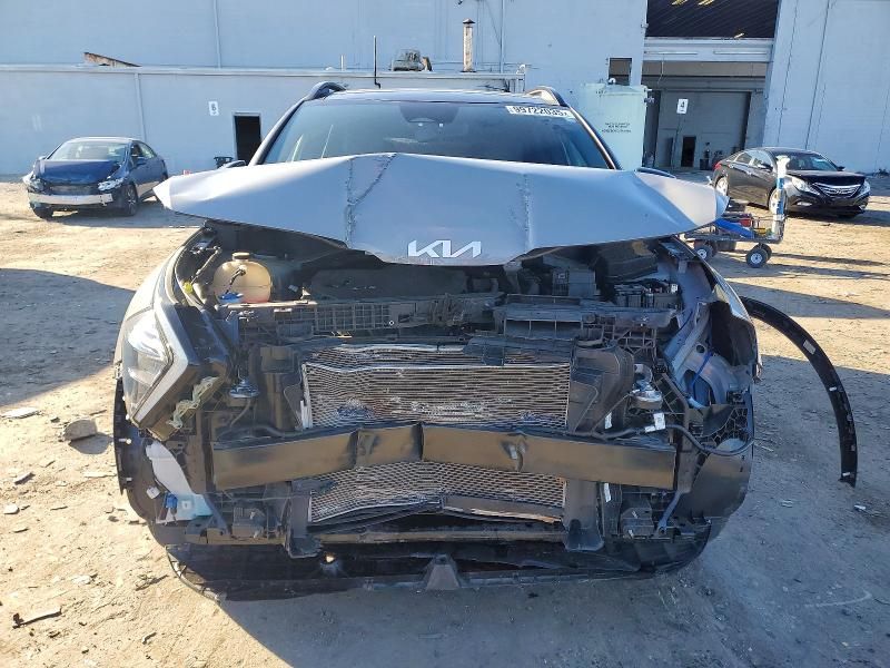 2023 KIA Sportage x Line