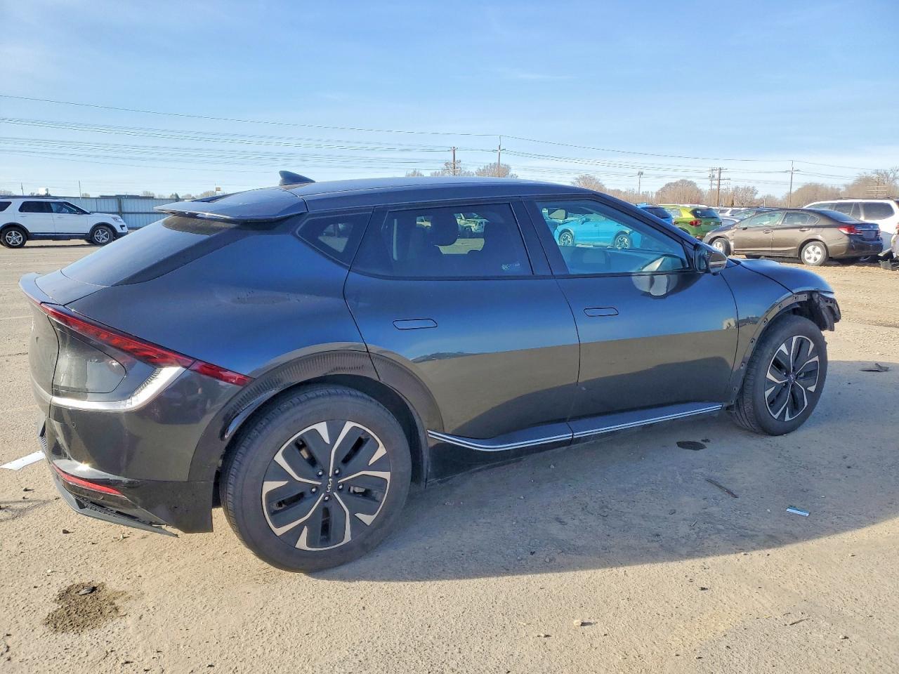 2022 KIA EV6 Light
