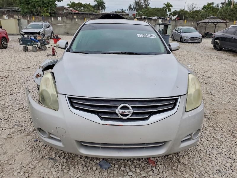 2011 Nissan Altima Base