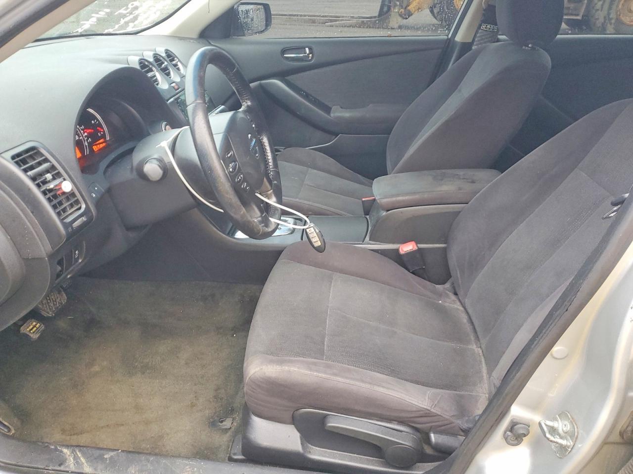 2012 Nissan Altima Base