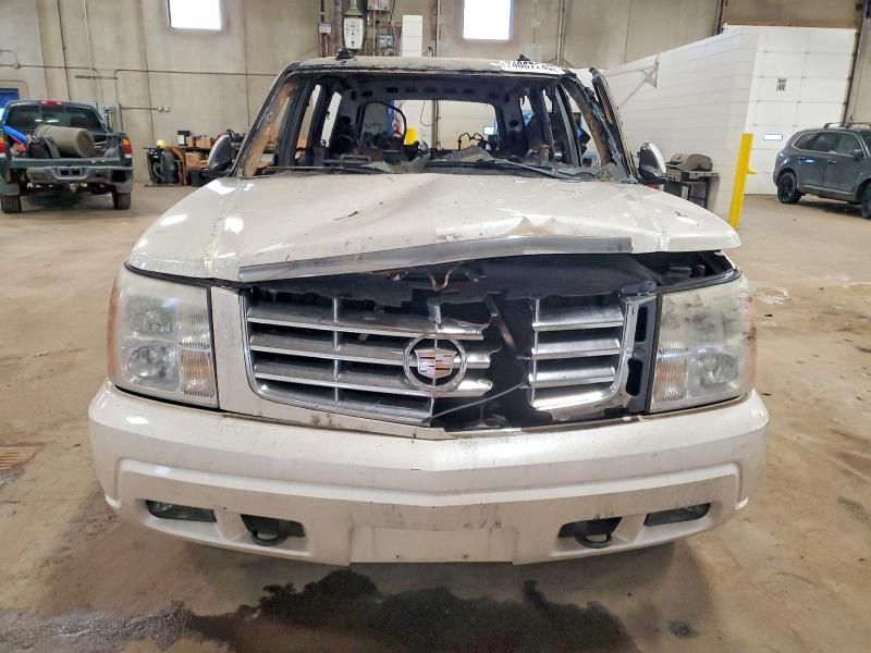 2005 Cadillac Escalade Luxury