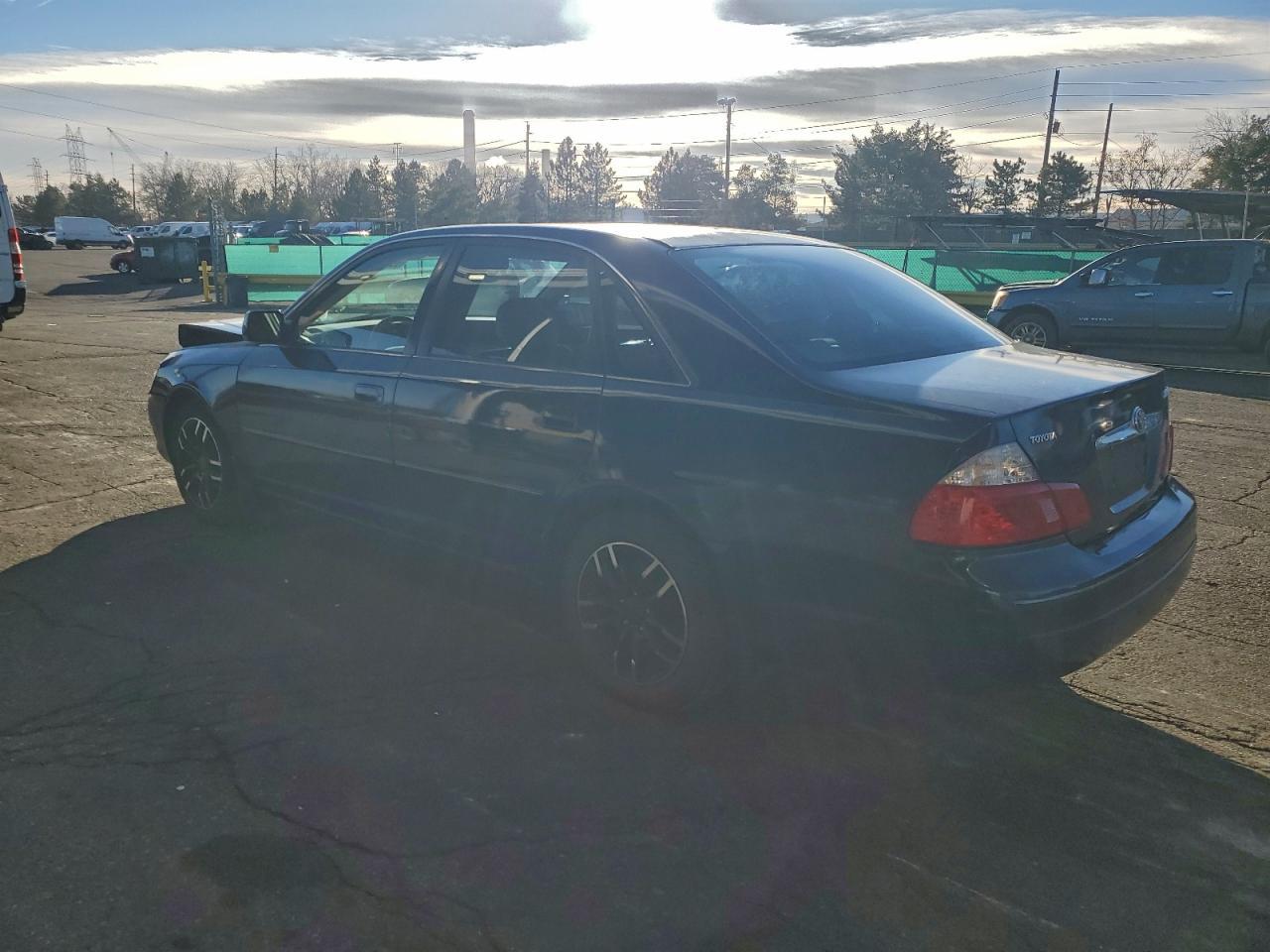 2003 Toyota Avalon xl