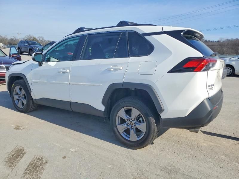 2022 Toyota Rav4 xle