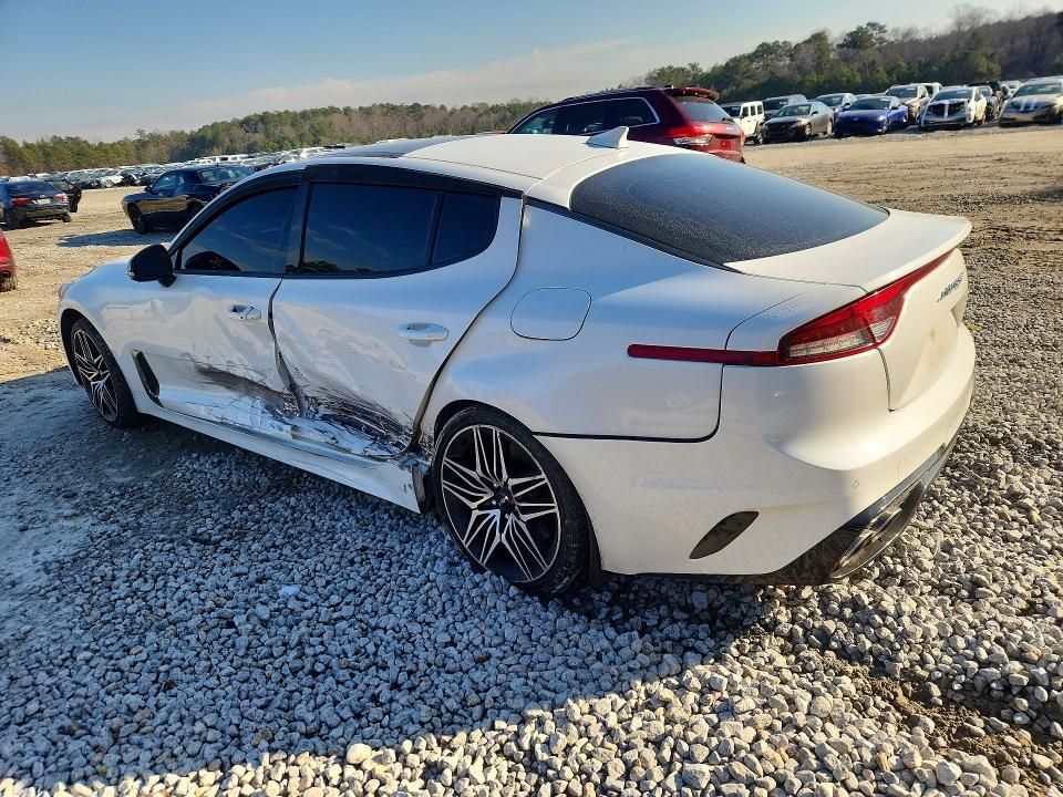 2022 KIA Stinger GT1