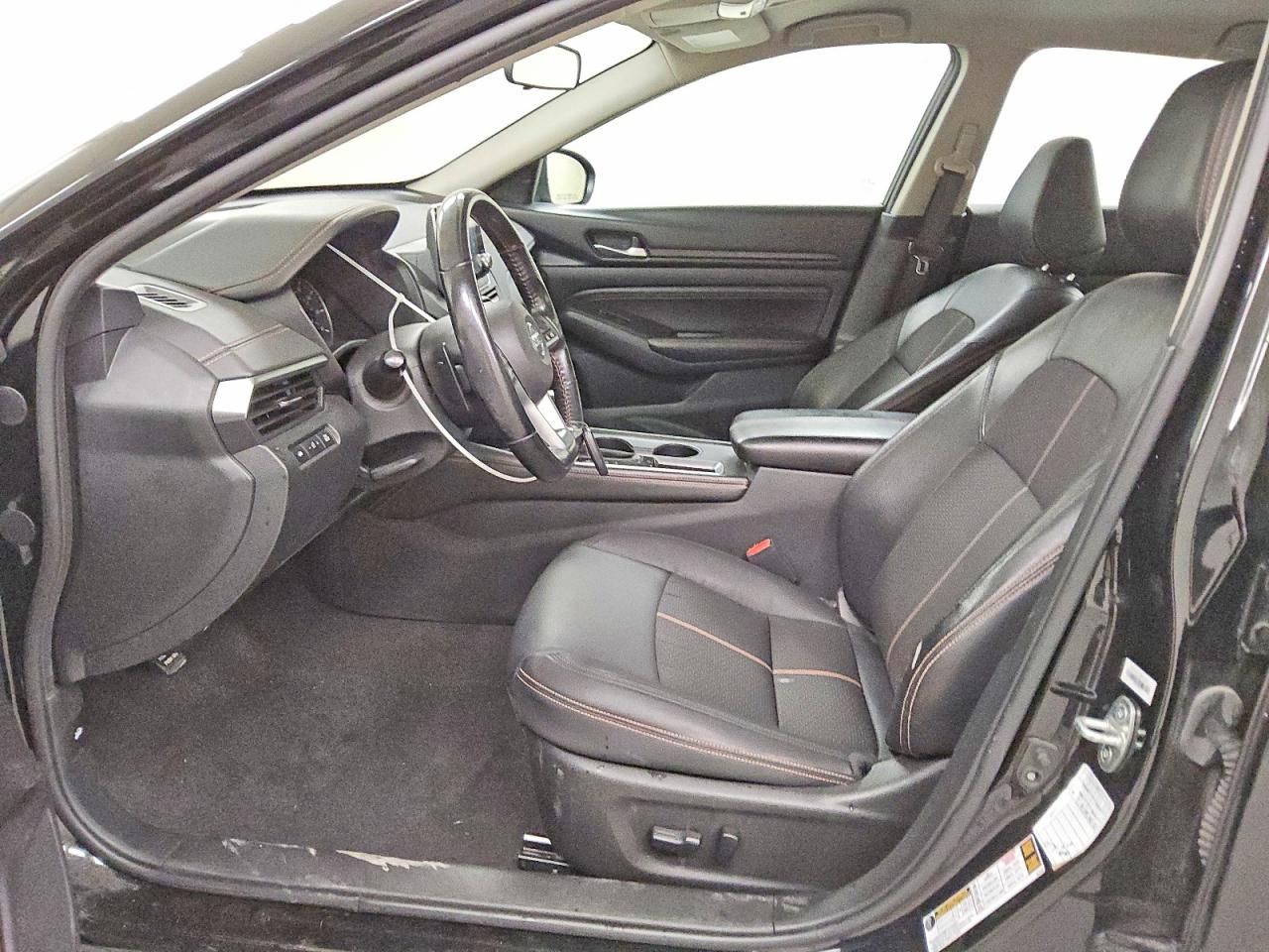 2022 Nissan Altima sr