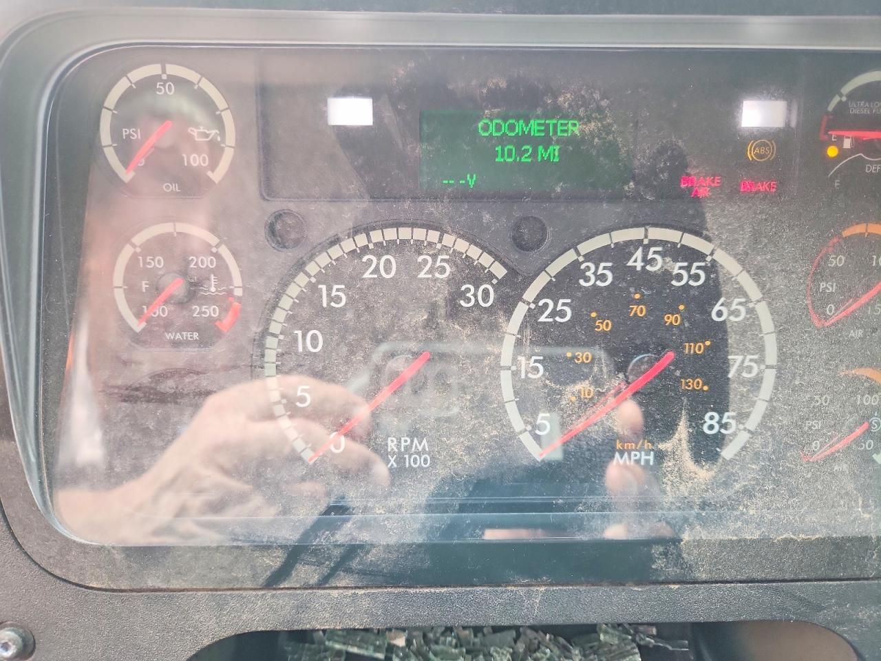 2018 Freightliner Cascadia 125 Semi Truck