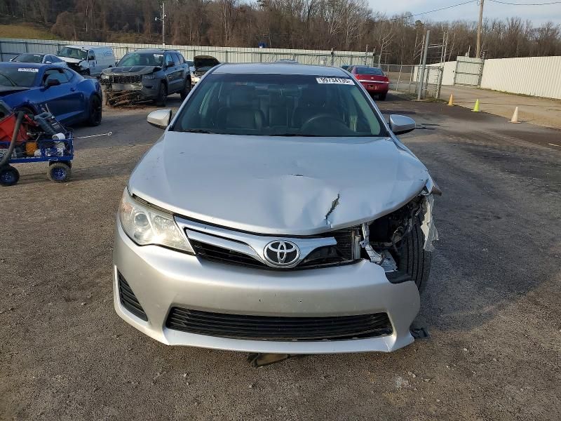 2014 Toyota Camry l