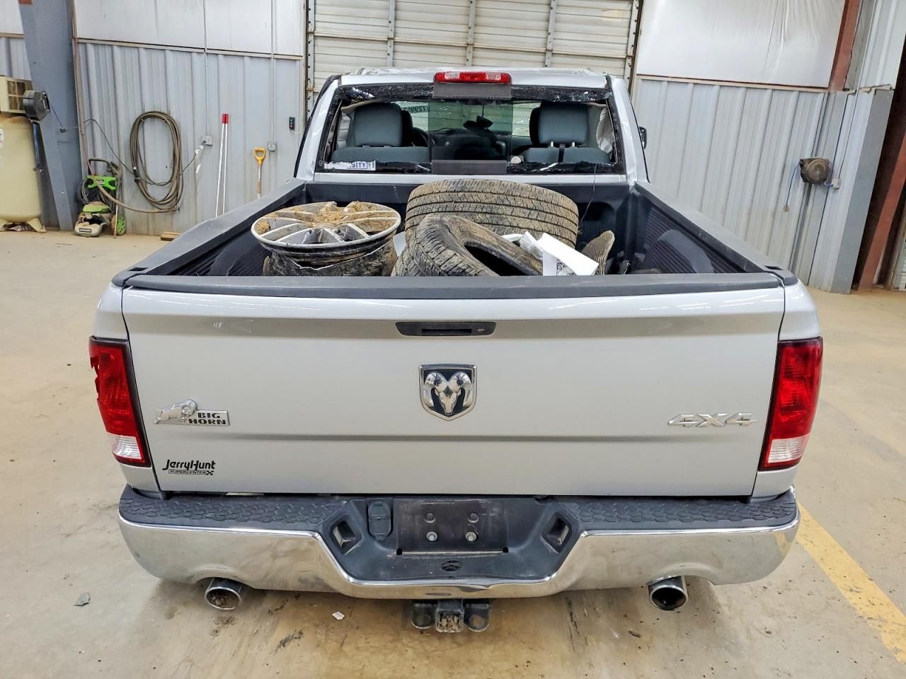 2015 Dodge Ram 1500 slt