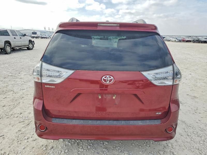 2017 Toyota Sienna se