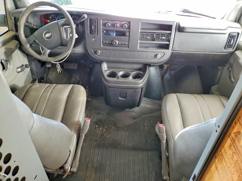 2008 Chevrolet Express G2500 Utility / Service Van
