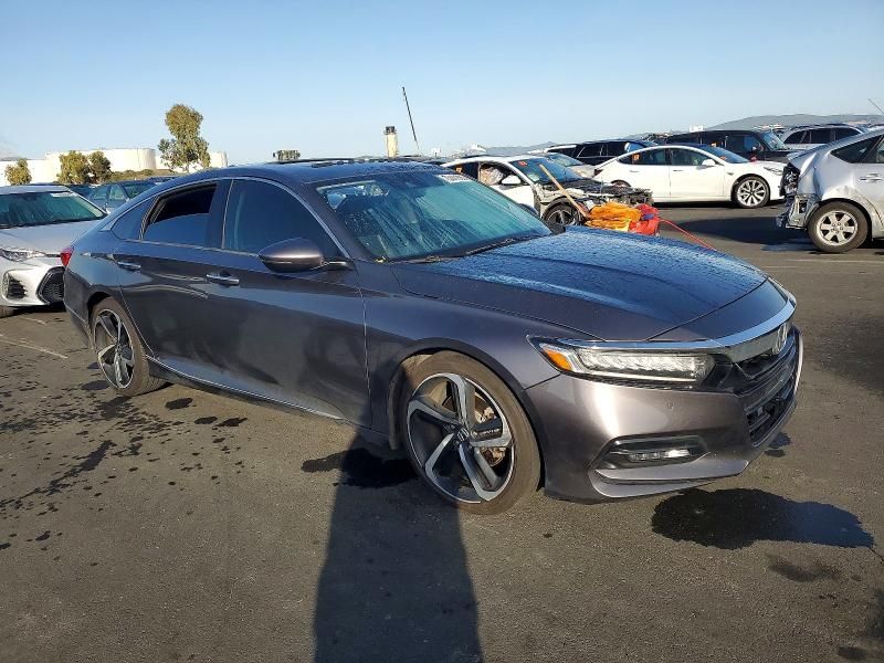 2018 Honda Accord Touring