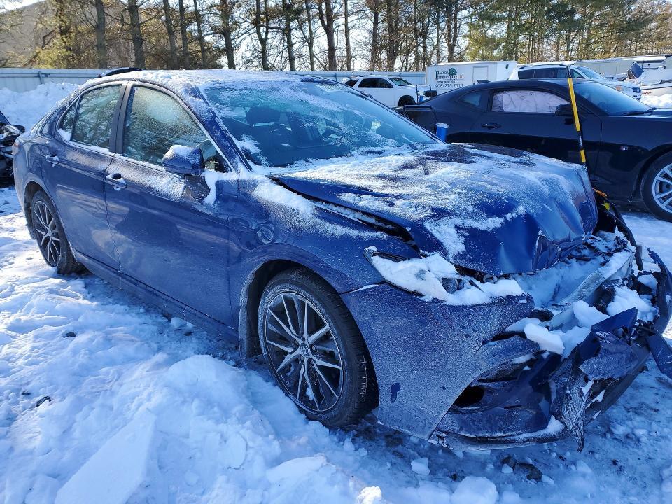 2024 Toyota Camry se Night Shade