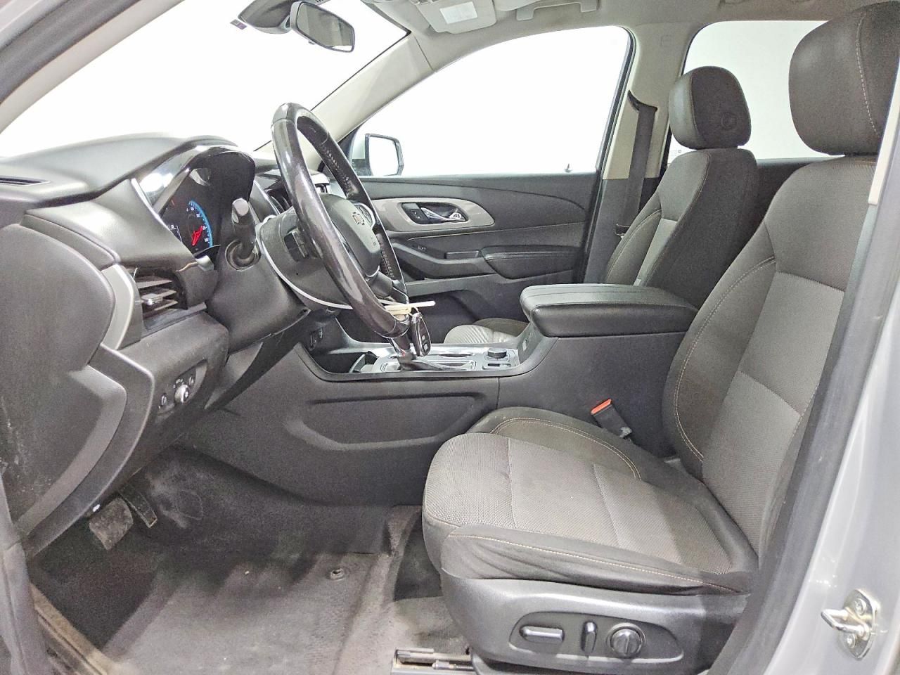 2020 Chevrolet Traverse lt