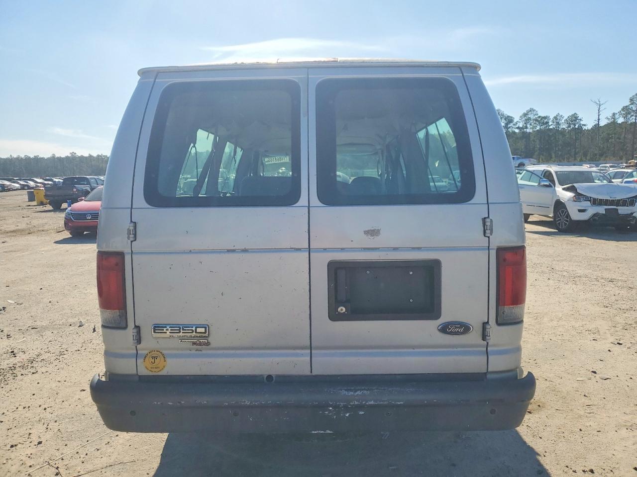 2007 Ford Econoline E350 Super Duty Wagon