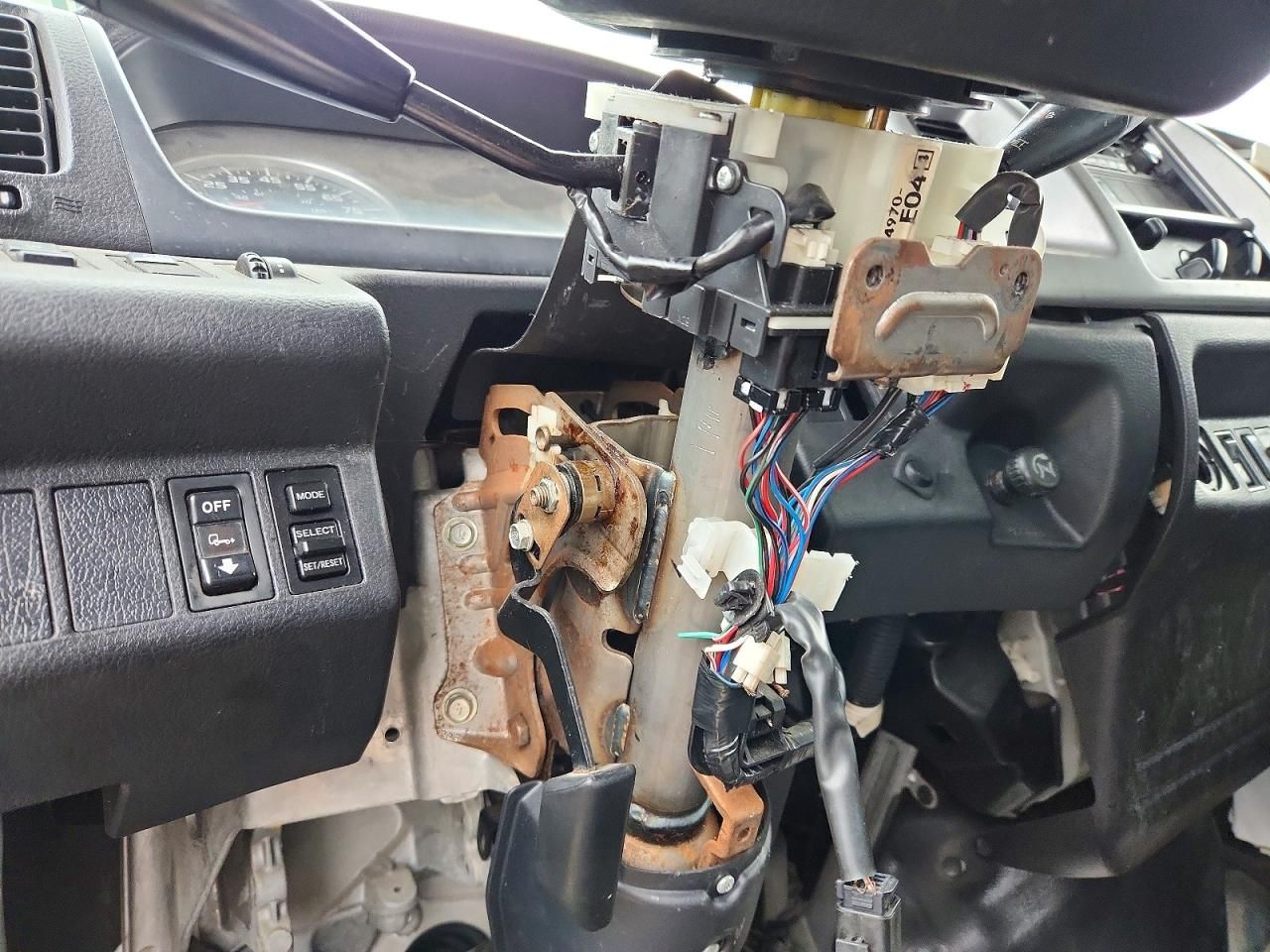 2013 Hino Hino 338-Semi Truck