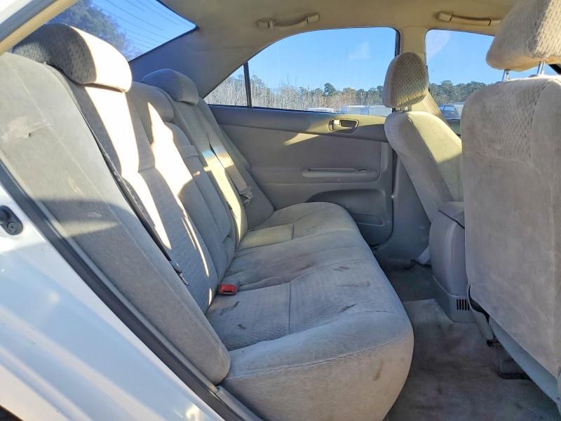 2002 Toyota Camry le