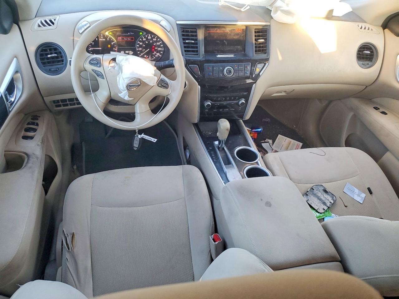 2015 Nissan Pathfinder s