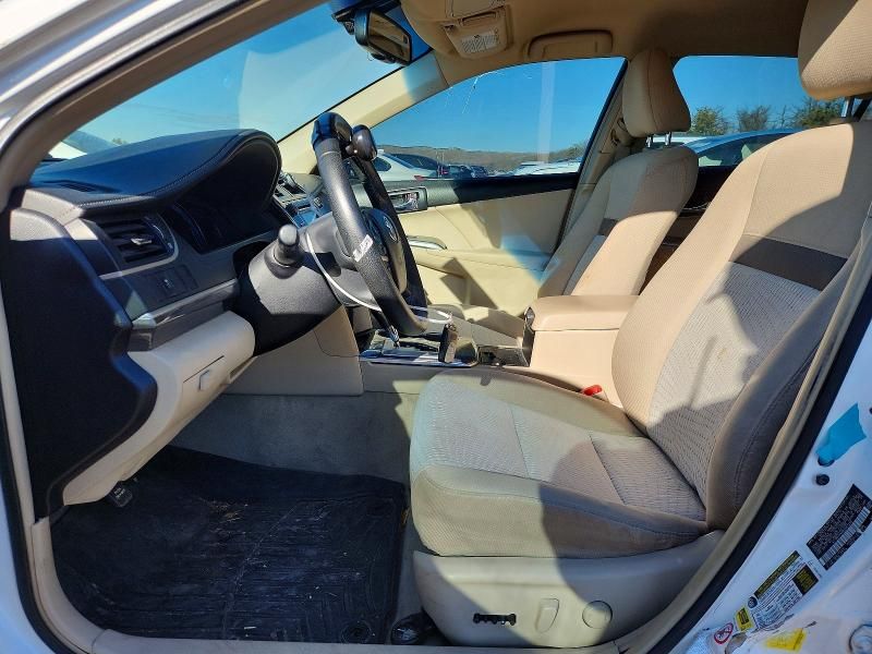 2013 Toyota Camry Hybrid