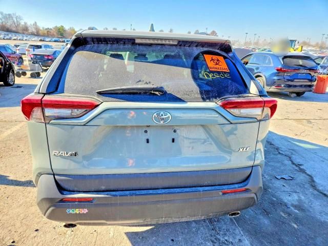 2022 Toyota Rav4 xle