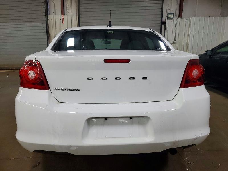 2013 Dodge Avenger se
