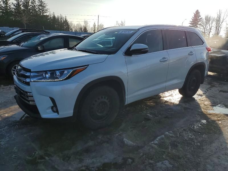 2017 Toyota Highlander se