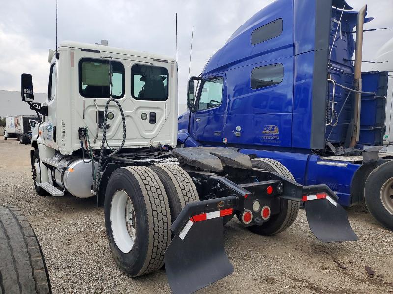 2016 Freightliner Cascadia 125 Semi Truck