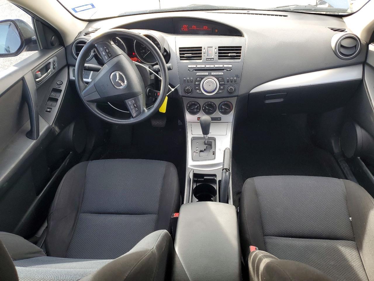 2011 Mazda 3 I