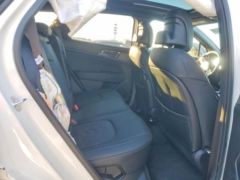 2025 KIA Sportage Plug-in Hybrid X-line