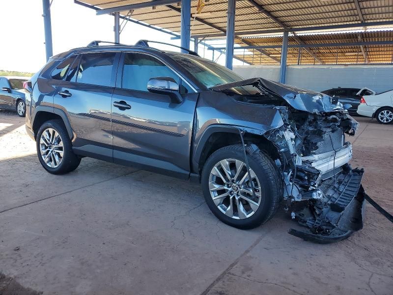 2020 Toyota Rav4 xle Premium