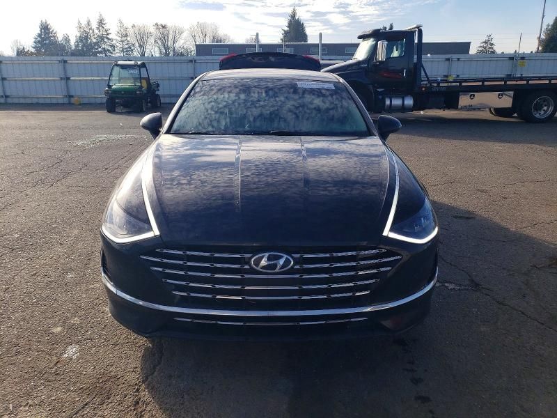 2022 Hyundai Sonata Hybrid