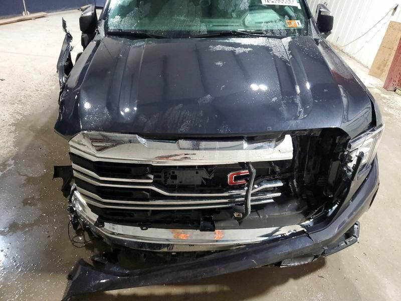 2025 GMC Sierra K1500 slt