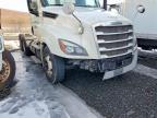 2018 Freightliner Cascadia 126 Semi Truck