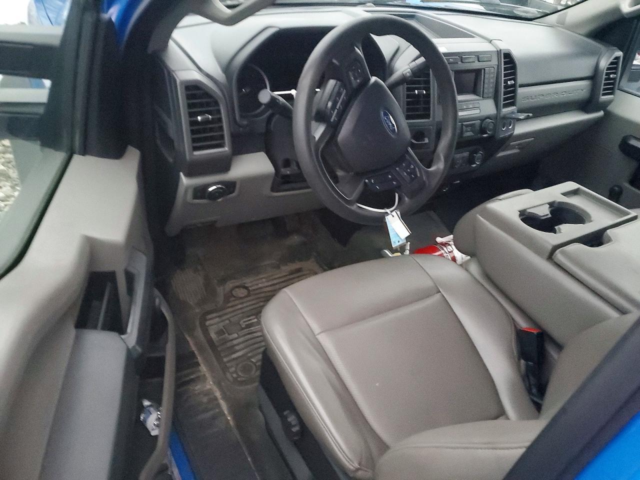 2020 Ford F450 BOX Truck