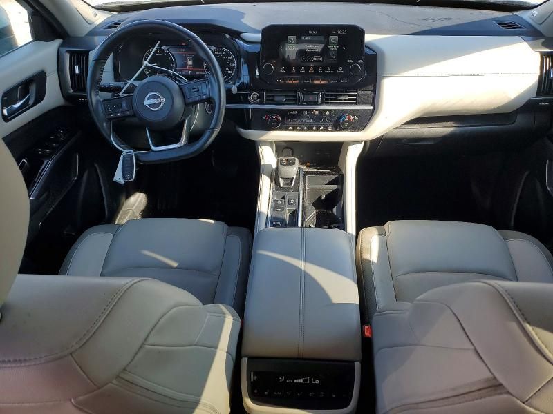 2024 Nissan Pathfinder sl