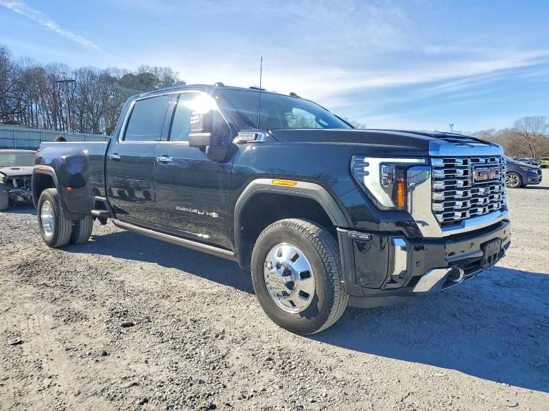 2024 GMC Sierra K3500 Denali