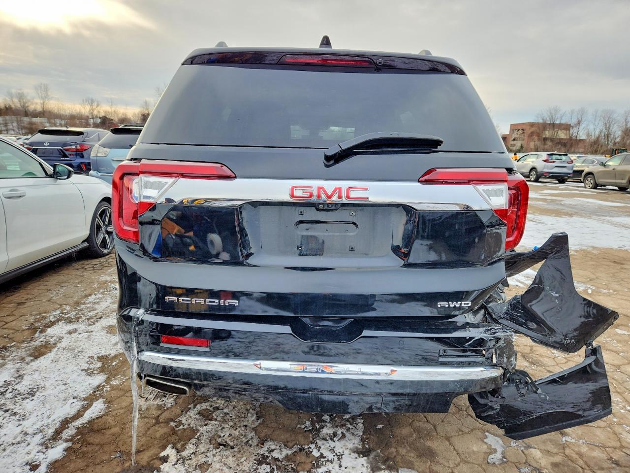 2022 GMC Acadia Denali